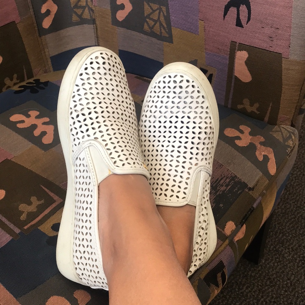 MK SLIP ON SHOEA SZ 7 1/2